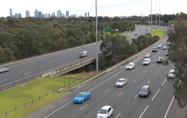 Infrastructure construction costs are far higher in Australia than in comparable OECD countries, making it difficult for politicians to commit to large projects. AAP/David Crosling