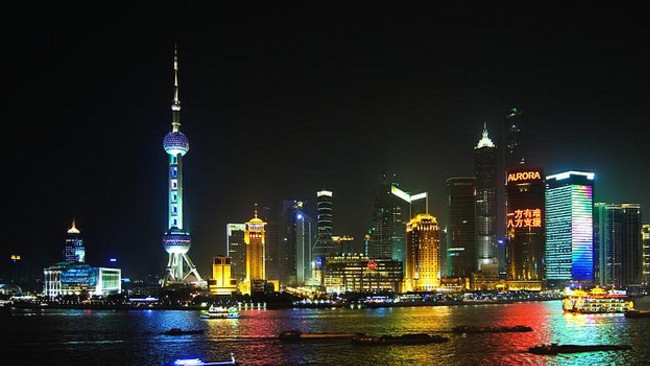 Australia’s links to key Asian partners remain under-developed, which will impact the success of foreign investment in the Asian Century. (Shanghai) flickr/cuellar